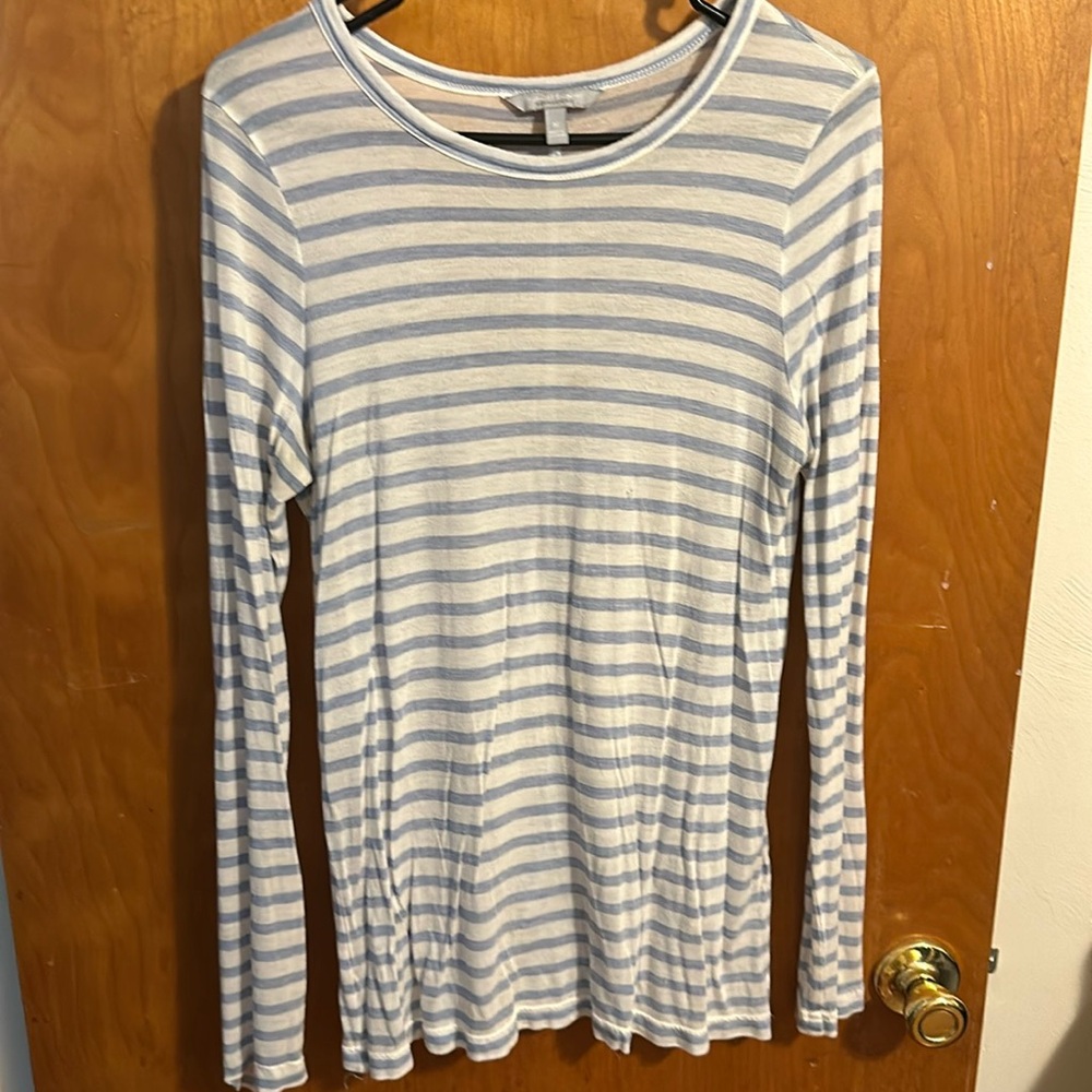 Banana Republic super soft, long sleeve shirt